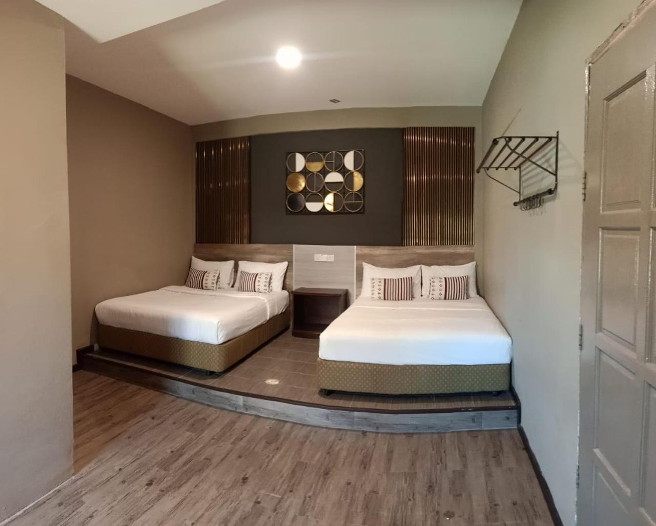 Tc Theme Park Guest House Kuantan Exterior photo
